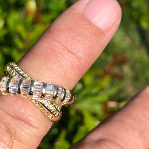 Ring - Picture 4 of 8